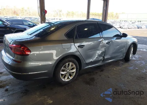2018 Volkswagen Passat 2.0T R-Line/2.0T S from USA, damaged, VIN 1VWAA7A32JC023361
